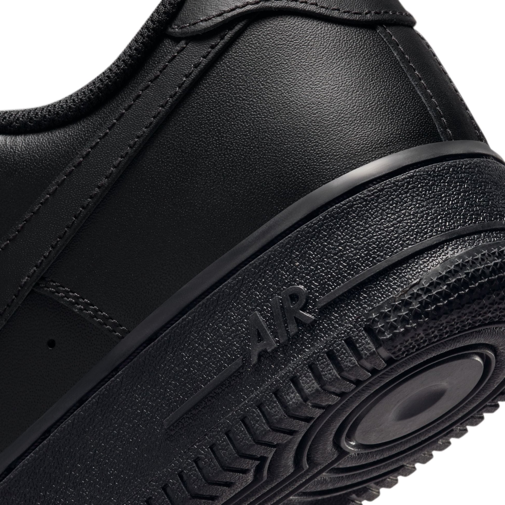 Nike Men's Air Force 1 '07 - Triple Black-7