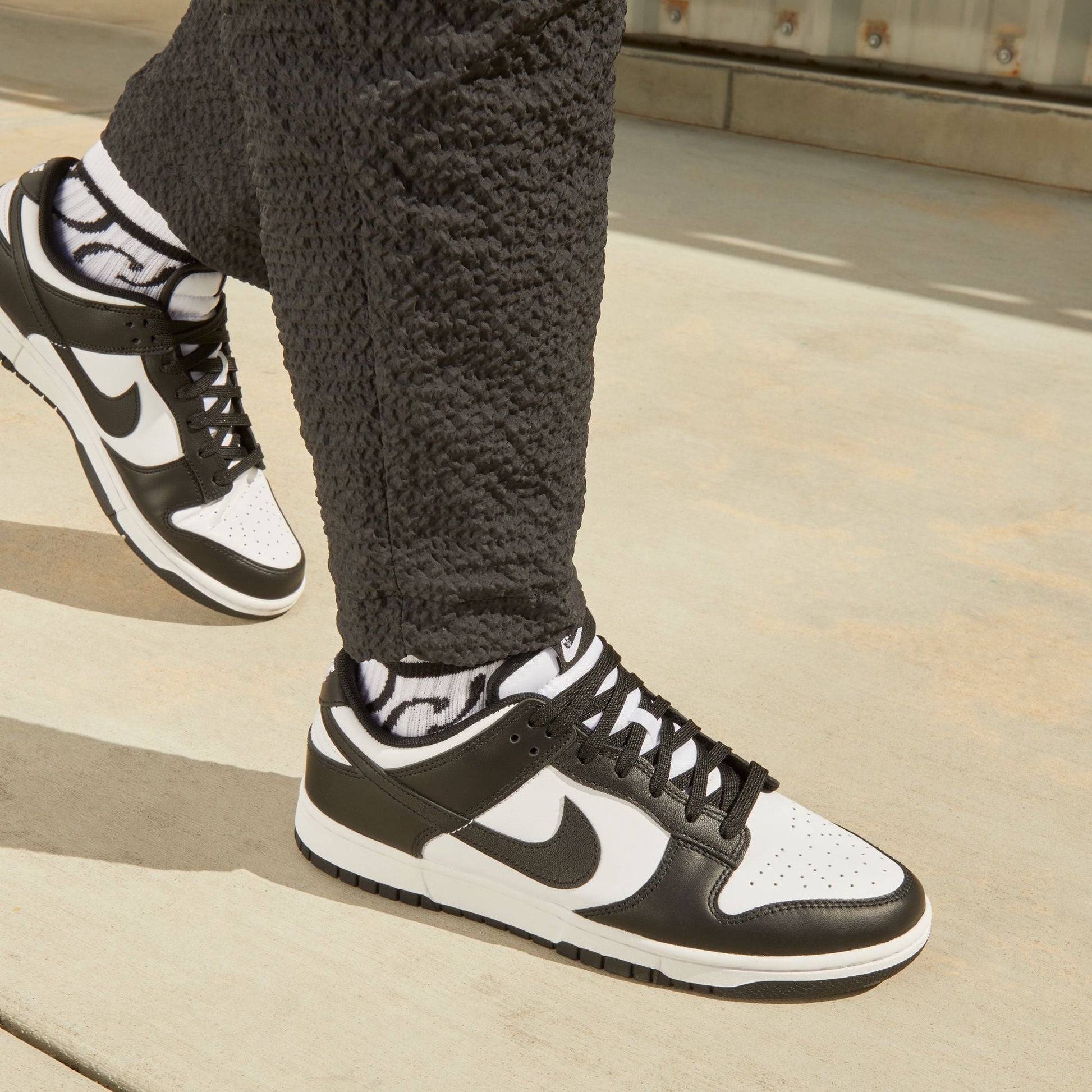 Nike Mens Dunk Low - Panda-8
